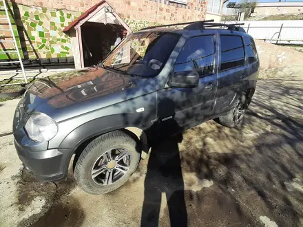 Chevrolet Niva 2013 года за 3 450 000 тг. в Усть-Каменогорск – фото 2