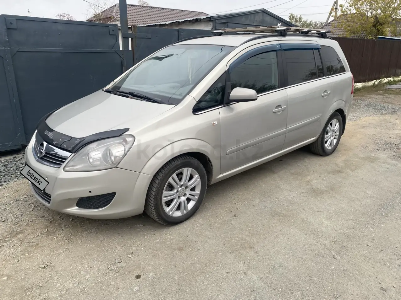 Opel Zafira, 2011