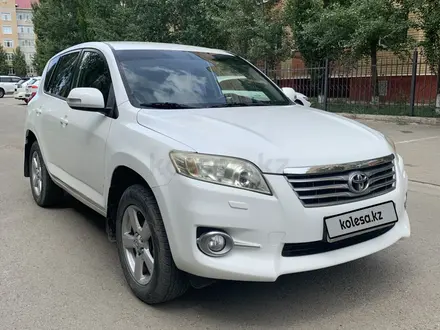 Toyota RAV4 2012 года за 7 700 000 тг. в Актобе – фото 2