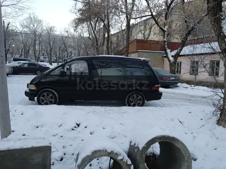 Toyota Previa 1998 года за 3 200 000 тг. в Алматы