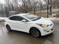 Hyundai Elantra 2014 года за 5 300 000 тг. в Уральск – фото 2