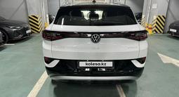 Volkswagen ID.4 2023 года за 14 500 000 тг. в Алматы – фото 3