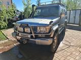 Toyota Land Cruiser Prado 1992 года за 7 000 000 тг. в Караганда