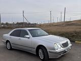 Mercedes-Benz E 280 2000 годаүшін3 100 000 тг. в Астана – фото 3