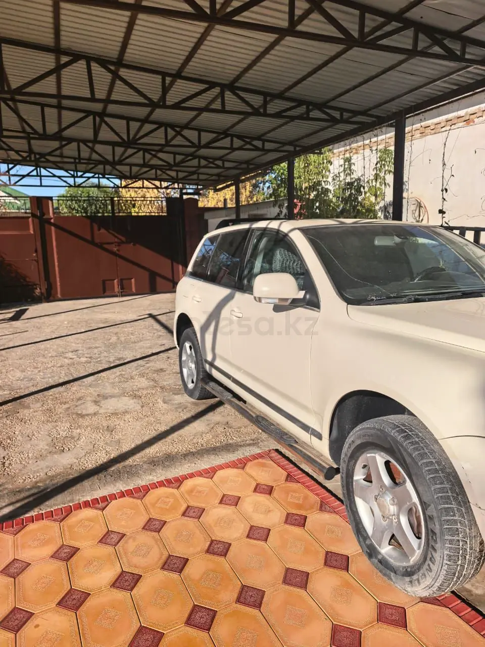 Volkswagen Touareg, 2012