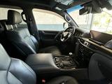 Lexus LX 570 2016 года за 41 000 000 тг. в Астана – фото 2