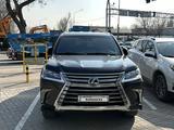 Lexus LX 570 2016 года за 41 000 000 тг. в Астана