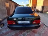 Mercedes-Benz E 280 1996 года за 3 500 000 тг. в Жезказган – фото 3