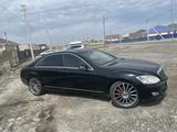 Mercedes-Benz S 350 2008 годаүшін8 000 000 тг. в Атырау – фото 2