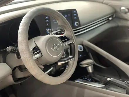 Hyundai Elantra 2021 года за 7 350 000 тг. в Астана – фото 10