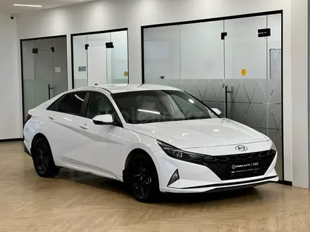 Hyundai Elantra 2021 года за 7 350 000 тг. в Астана – фото 3
