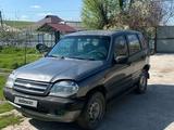 Chevrolet Niva 2008 года за 1 500 000 тг. в Шымкент – фото 4