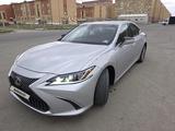 Lexus ES 350 2019 годаfor21 750 000 тг. в Атырау – фото 2