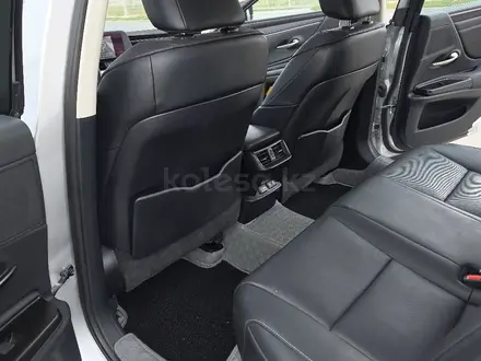 Lexus ES 350 2019 года за 21 750 000 тг. в Атырау – фото 6
