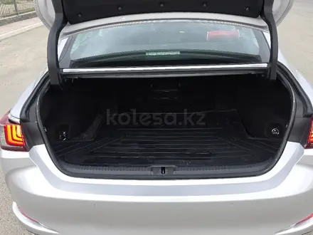 Lexus ES 350 2019 года за 21 750 000 тг. в Атырау – фото 14