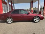 Toyota Camry 1999 годаүшін3 300 000 тг. в Мерке – фото 3
