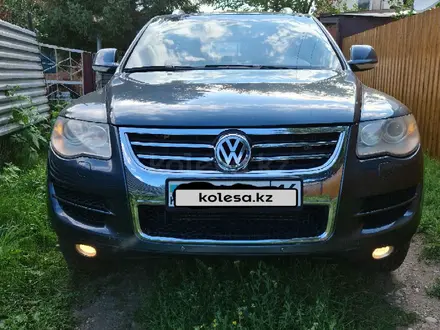 Volkswagen Touareg 2007 года за 7 100 000 тг. в Усть-Каменогорск