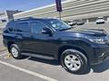 Toyota Land Cruiser Prado 2023 года за 27 900 000 тг. в Алматы – фото 7