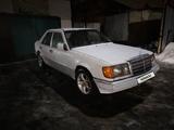 Mercedes-Benz E 230 1992 года за 1 050 000 тг. в Талдыкорган – фото 2