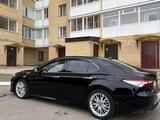 Toyota Camry 2018 годаүшін17 000 000 тг. в Петропавловск – фото 3