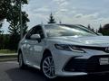 Toyota Camry 2021 года за 14 800 000 тг. в Алматы – фото 8