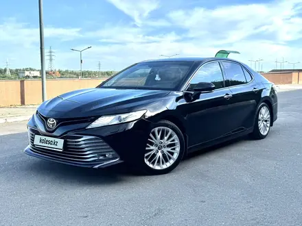 Toyota Camry 2018 года за 13 800 000 тг. в Костанай – фото 19