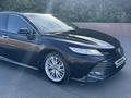 Toyota Camry 2018 года за 13 800 000 тг. в Костанай – фото 23