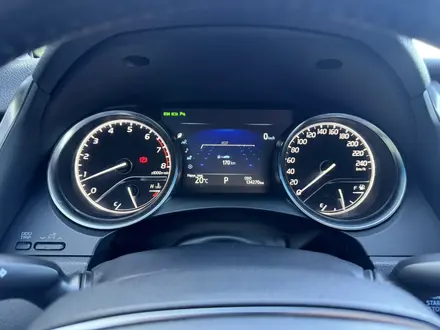 Toyota Camry 2018 года за 13 800 000 тг. в Костанай – фото 33
