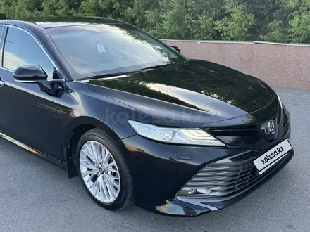Toyota Camry 2018 года за 13 800 000 тг. в Костанай – фото 47