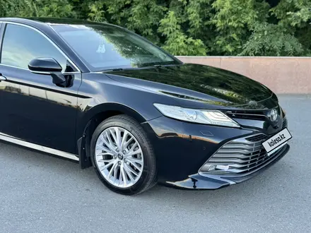 Toyota Camry 2018 года за 13 800 000 тг. в Костанай – фото 6