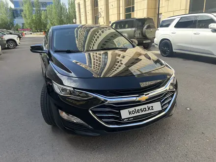 Chevrolet Malibu 2022 года за 10 300 000 тг. в Астана – фото 4