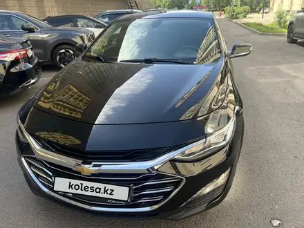 Chevrolet Malibu 2022 года за 10 300 000 тг. в Астана – фото 3