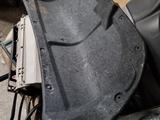 Апщевка Дверь багажник на Toyota kamry 40 — 45 за 15 000 тг. в Алматы – фото 2