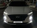 Hyundai Santa Fe 2020 годаfor14 300 000 тг. в Алматы – фото 3