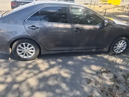 Toyota Camry 2014 года за 5 500 000 тг. в Кульсары – фото 3