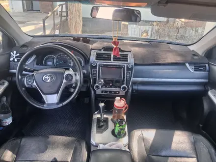 Toyota Camry 2014 года за 5 500 000 тг. в Кульсары – фото 5