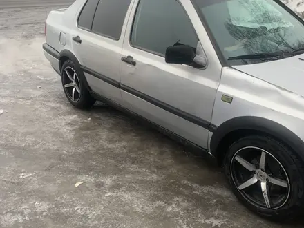 Volkswagen Vento 1994 года за 1 050 000 тг. в Алматы – фото 6