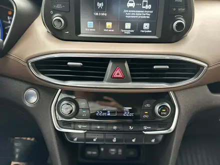 Hyundai Santa Fe 2020 года за 12 300 000 тг. в Актобе – фото 10