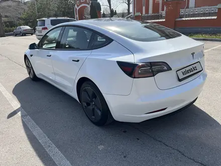 Tesla Model 3 2021 года за 13 000 000 тг. в Алматы – фото 4