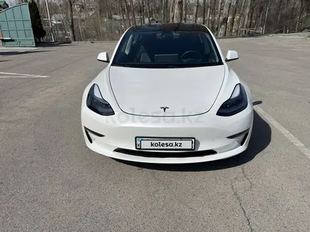 Tesla Model 3 2021 года за 13 000 000 тг. в Алматы – фото 2