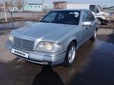 Mercedes-Benz C 180 1996 года за 2 550 000 тг. в Астана – фото 2