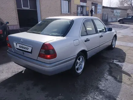 Mercedes-Benz C 180 1996 года за 2 550 000 тг. в Астана – фото 4