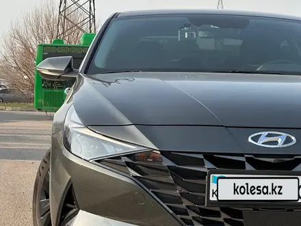 Hyundai Elantra 2022 года за 10 500 000 тг. в Алматы – фото 8