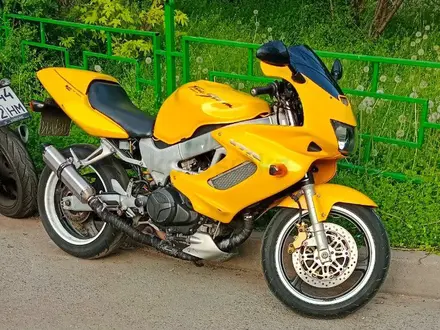 Honda  VTR 1000 2000 года за 3 000 000 тг. в Алматы