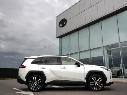 Toyota RAV4 Luxe+ HEV 2026 года за 28 990 000 тг. в Кызылорда – фото 18