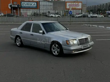 Mercedes-Benz E 280 1994 года за 2 870 000 тг. в Алматы – фото 7