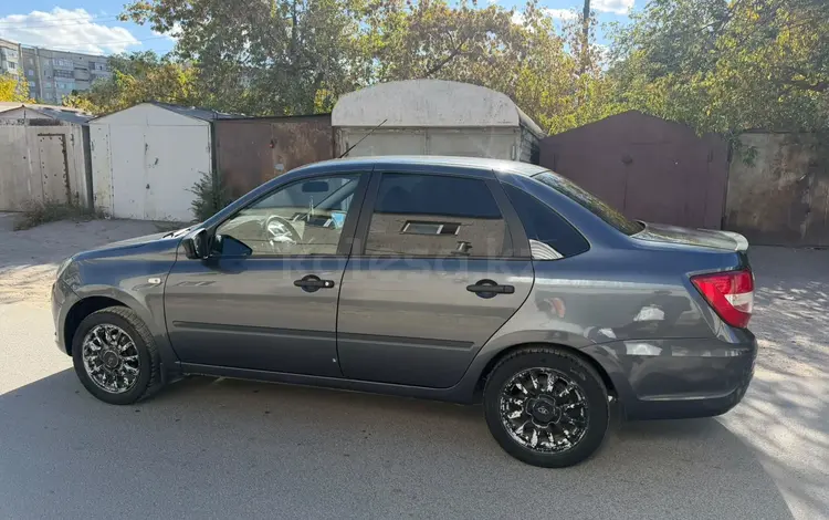 ВАЗ (Lada) Granta 2190 2020 годаүшін3 500 000 тг. в Семей