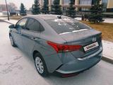 Hyundai Accent 2021 года за 7 100 000 тг. в Талдыкорган – фото 2