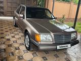 Mercedes-Benz E 200 1993 года за 2 200 000 тг. в Шымкент – фото 3