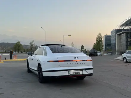 Hyundai Grandeur 2022 года за 23 000 000 тг. в Алматы – фото 4